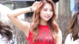 PRISTIN CEO Im Nayoung #04 - Showing off her armp**s in public