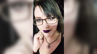 Cute, goth, horny, what's not to like? Get a [gfe] tailored just for you!