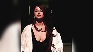 Selena Gomez bounce