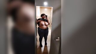Big BBW tits hanging out at work ????