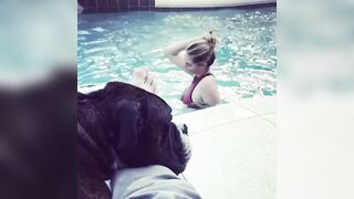 Kate Upton dancing and bouncing in the pool