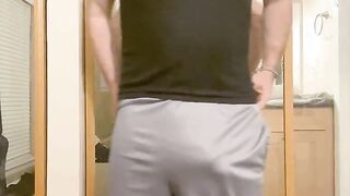Gray basketball shorts are still a thing? [40s]